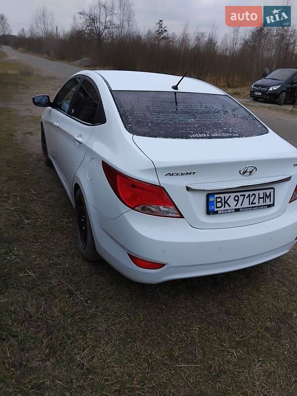 Седан Hyundai Accent 2016 в Рокитному фото 3 Седан Hyundai Accent 2016 в Рокитному