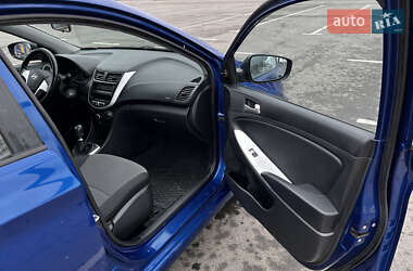Седан Hyundai Accent 2012 в 
