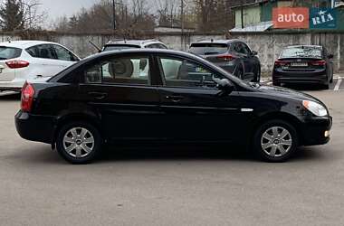 Седан Hyundai Accent 2008 в Киеве