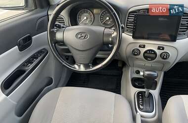 Седан Hyundai Accent 2008 в Киеве