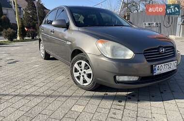 Седан Hyundai Accent 2008 в Ужгороде