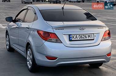 Седан Hyundai Accent 2011 в Киеве