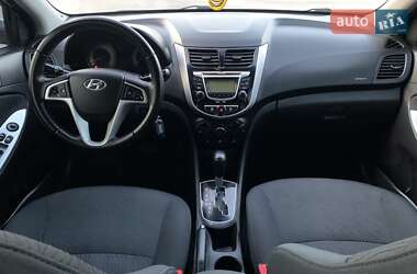 Седан Hyundai Accent 2011 в Киеве