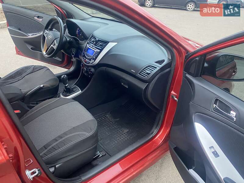 Седан Hyundai Accent 2012 в Виннице