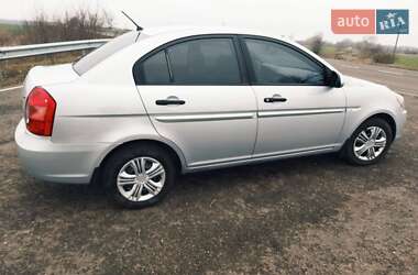 Седан Hyundai Accent 2007 в Прилуках