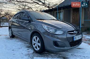 Седан Hyundai Accent 2012 в 