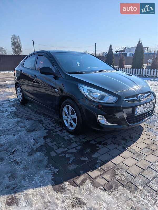 Седан Hyundai Accent 2012 в Баришівка