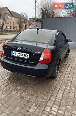 Седан Hyundai Accent 2009 в Кривом Роге