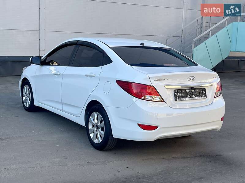 Седан Hyundai Accent 2016 в Одессе