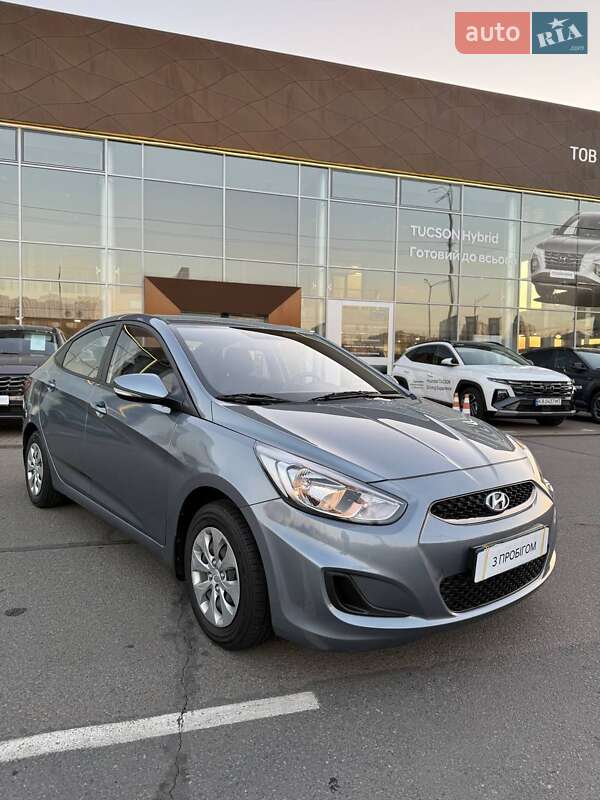 Седан Hyundai Accent 2019 в Києві