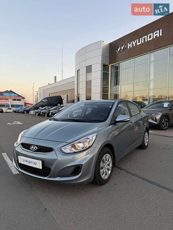 Седан Hyundai Accent 2019 в Києві