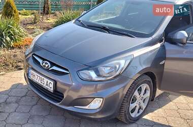 Седан Hyundai Accent 2011 в Подільську