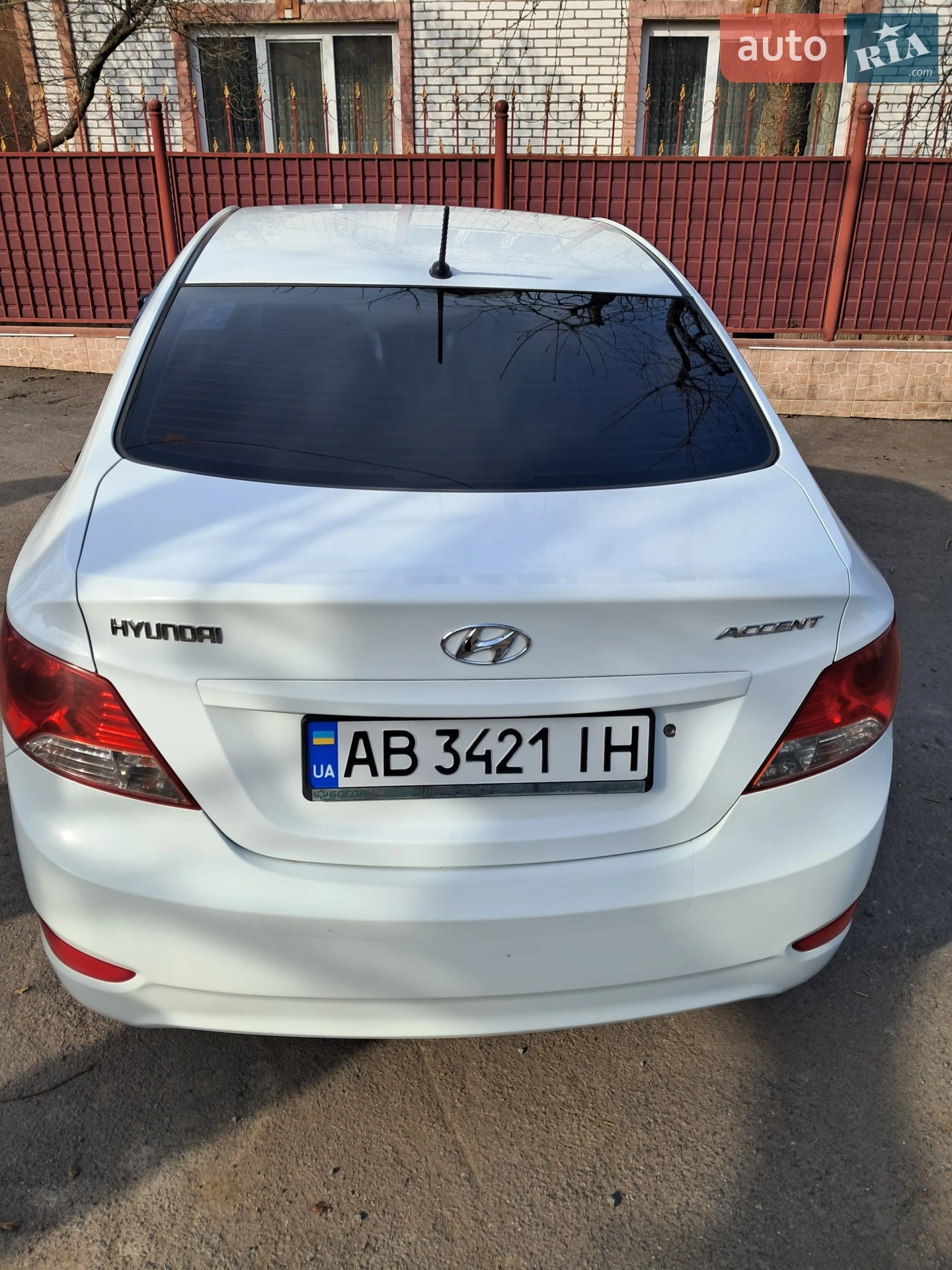 2012 Hyundai Accent - мініатюра 2