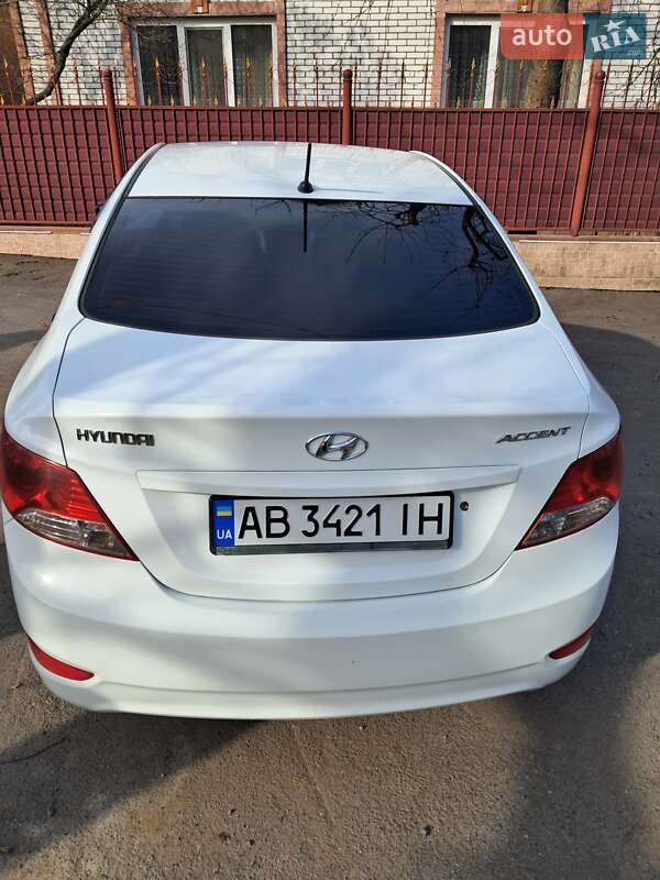 Седан Hyundai Accent 2012 в Вінниці фото 2 Седан Hyundai Accent 2012 в Вінниці