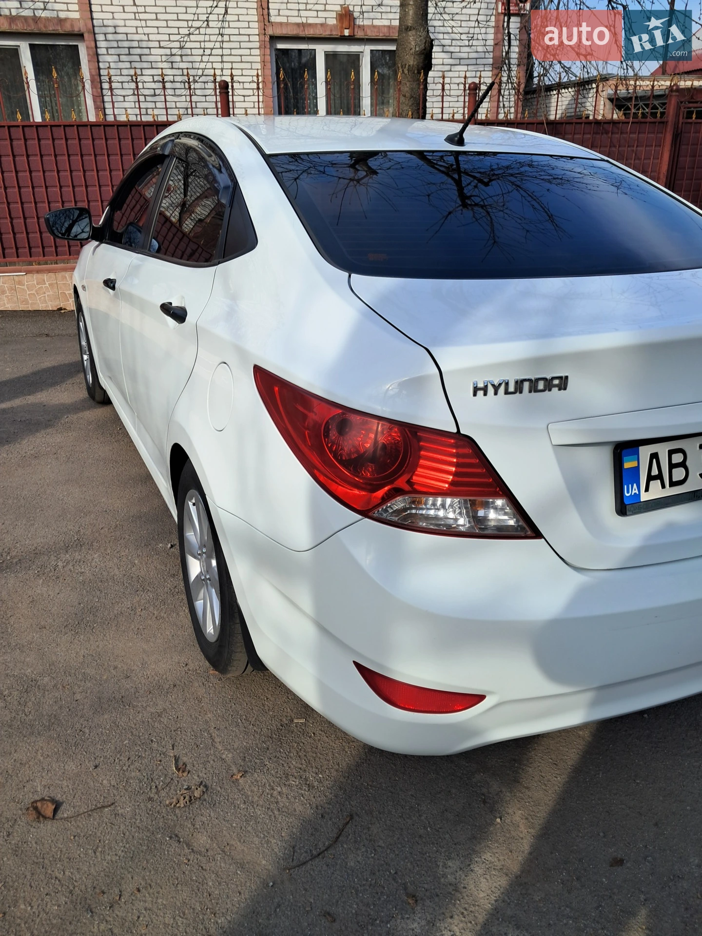 2012 Hyundai Accent - мініатюра 5