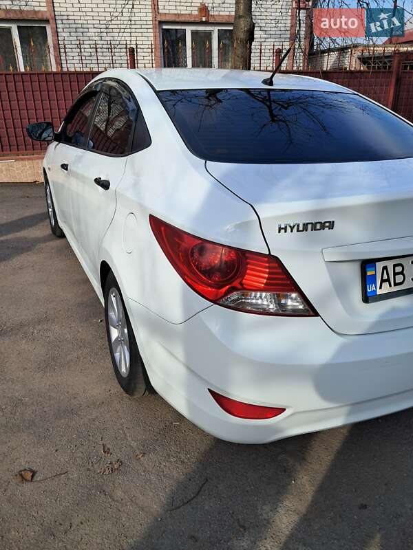 Седан Hyundai Accent 2012 в Вінниці фото 5 Седан Hyundai Accent 2012 в Вінниці