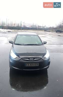 Седан Hyundai Accent 2013 в Киеве