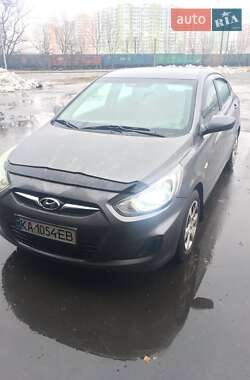 Седан Hyundai Accent 2013 в Киеве