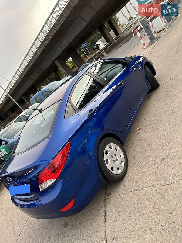 Седан Hyundai Accent 2011 в Ковеле