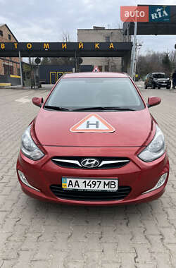 Седан Hyundai Accent 2012 в Виннице