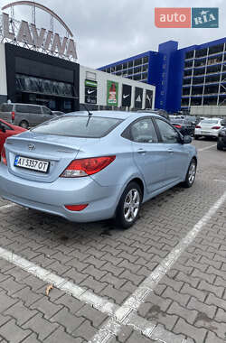 Седан Hyundai Accent 2011 в 