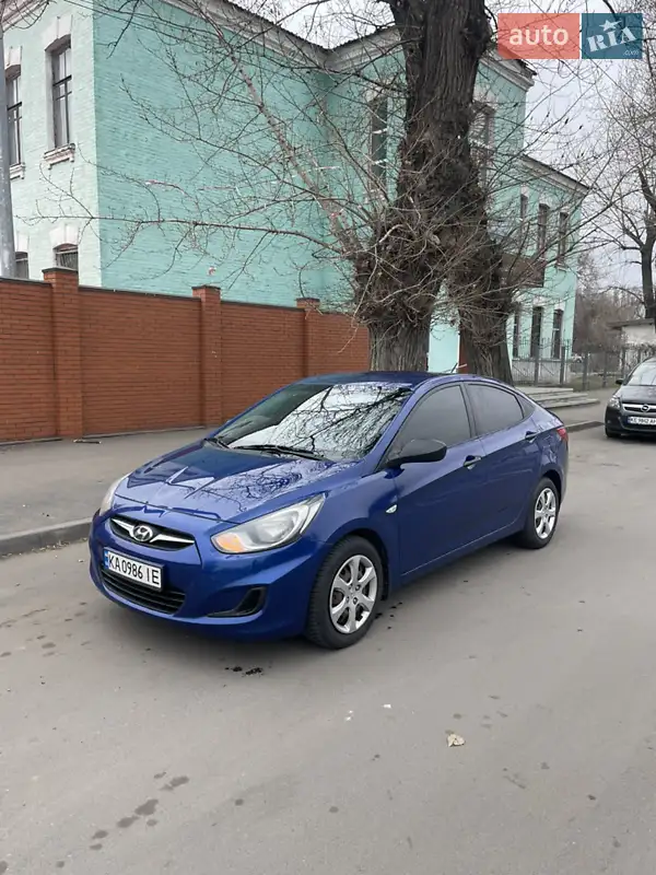 Седан Hyundai Accent 2013 в 
