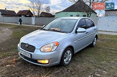 Седан Hyundai Accent 2008 в Зміїві