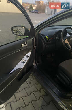 Седан Hyundai Accent 2014 в 