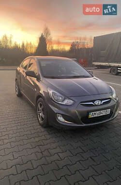 Седан Hyundai Accent 2014 в 