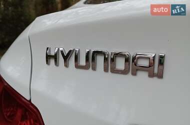 Седан Hyundai Accent 2013 в Запоріжжі