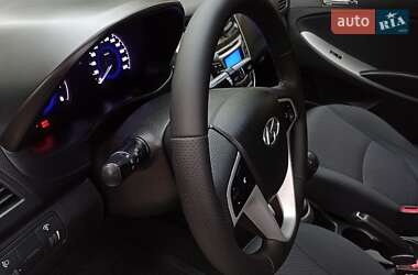 Седан Hyundai Accent 2013 в Запоріжжі