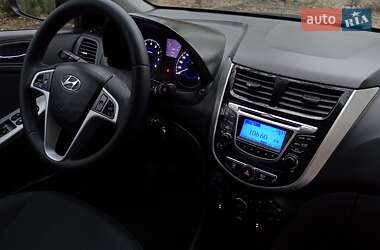 Седан Hyundai Accent 2013 в Запоріжжі