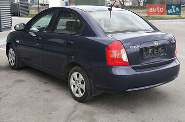 Седан Hyundai Accent 2008 в Днепре