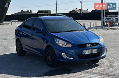 Седан Hyundai Accent 2012 в Львові