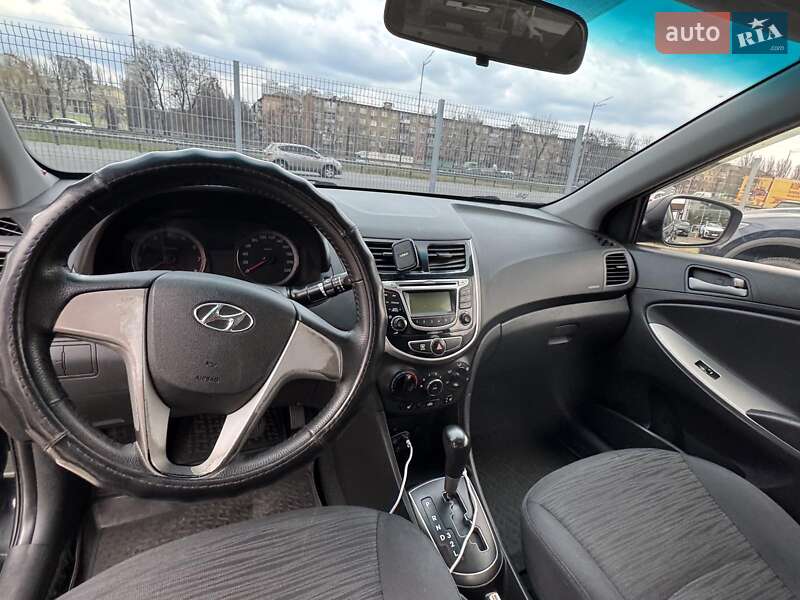 Седан Hyundai Accent 2016 в Киеве