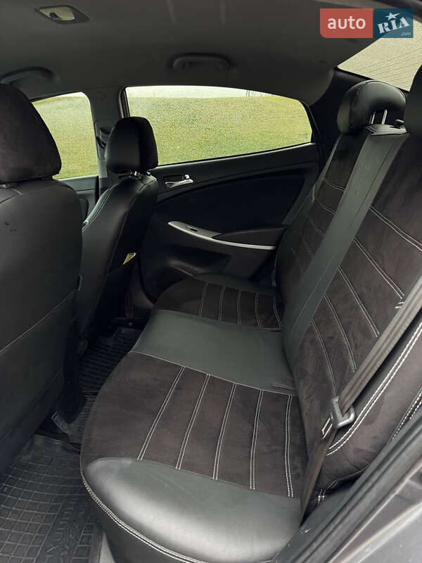 Седан Hyundai Accent 2011 в Дніпрі