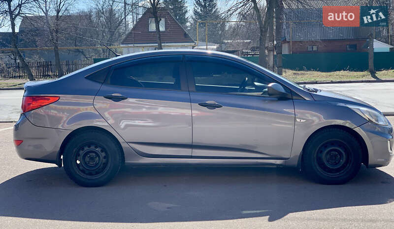 Седан Hyundai Accent 2011 в Коростені фото 3 Седан Hyundai Accent 2011 в Коростені