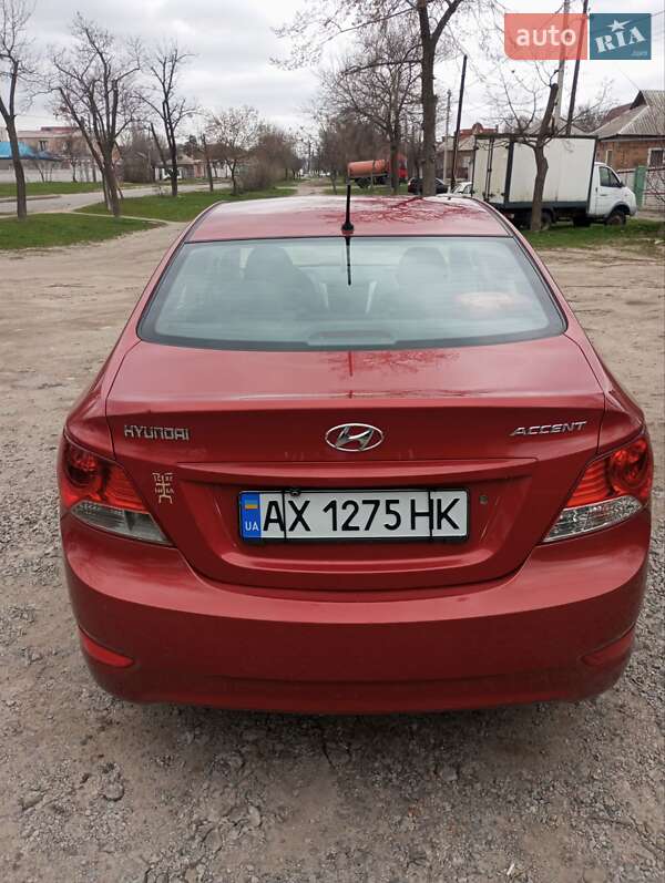 Седан Hyundai Accent 2013 в Харкові