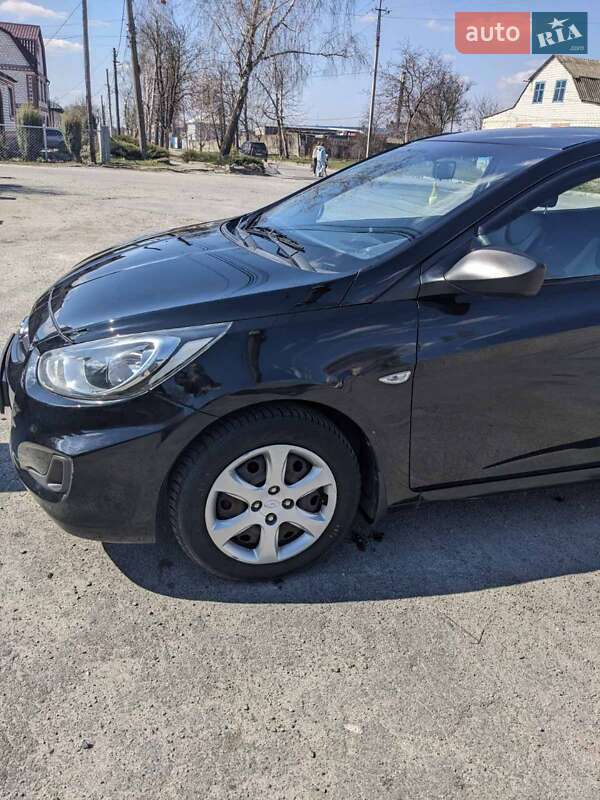 Седан Hyundai Accent 2013 в Звягелі