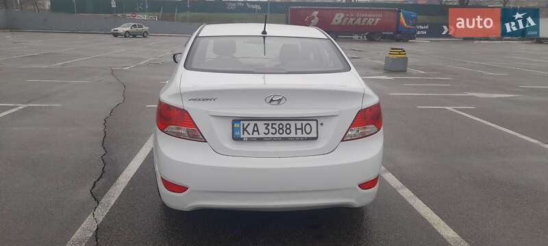 Седан Hyundai Accent 2019 в Киеве