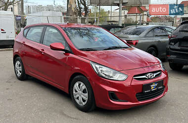 Хэтчбек Hyundai Accent 2017 в 