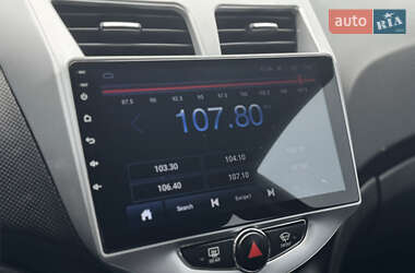 Седан Hyundai Accent 2011 в 