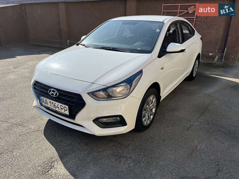 Седан Hyundai Accent 2017 в 