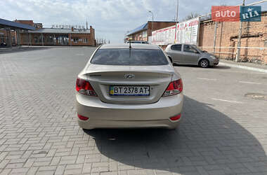 Седан Hyundai Accent 2011 в 