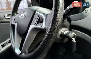 Седан Hyundai Accent 2011 в 