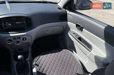 Седан Hyundai Accent 2009 в 
