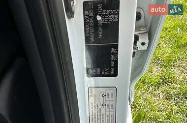 Седан Hyundai Accent 2011 в 