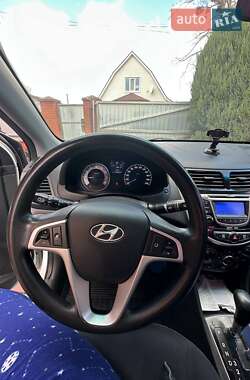 Седан Hyundai Accent 2011 в 