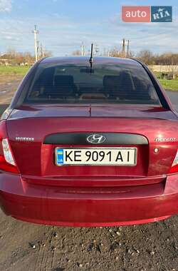 Седан Hyundai Accent 2010 в 