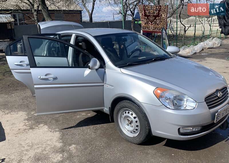 Hyundai Accent 2008